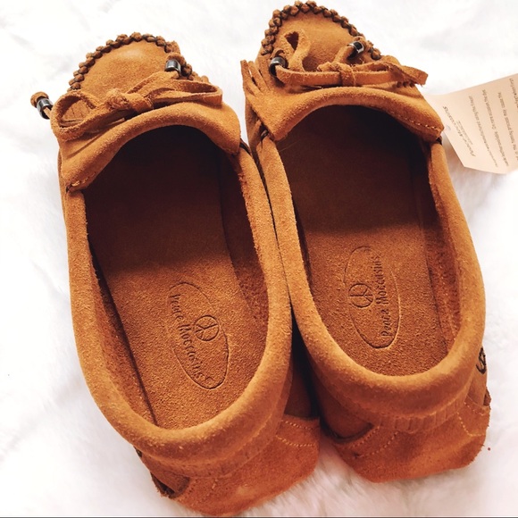 Tan Comfy Leather Moccasins (Fit Size 5.5) - Picture 8 of 8